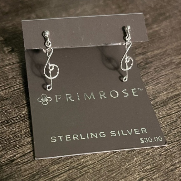 Primrose Jewelry - NWT Sterling Silver G Clef Music Earrings